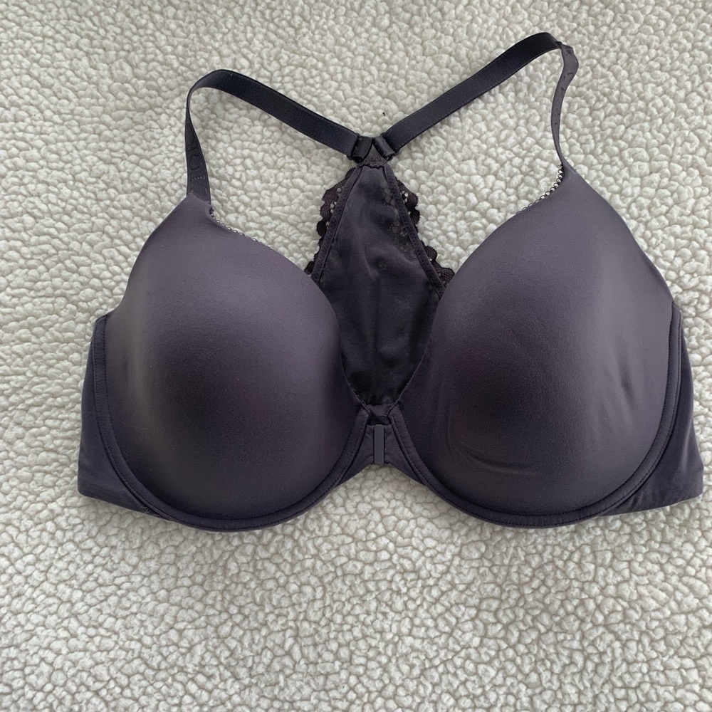 Victoria’s Secret body by Victoria racerback bra